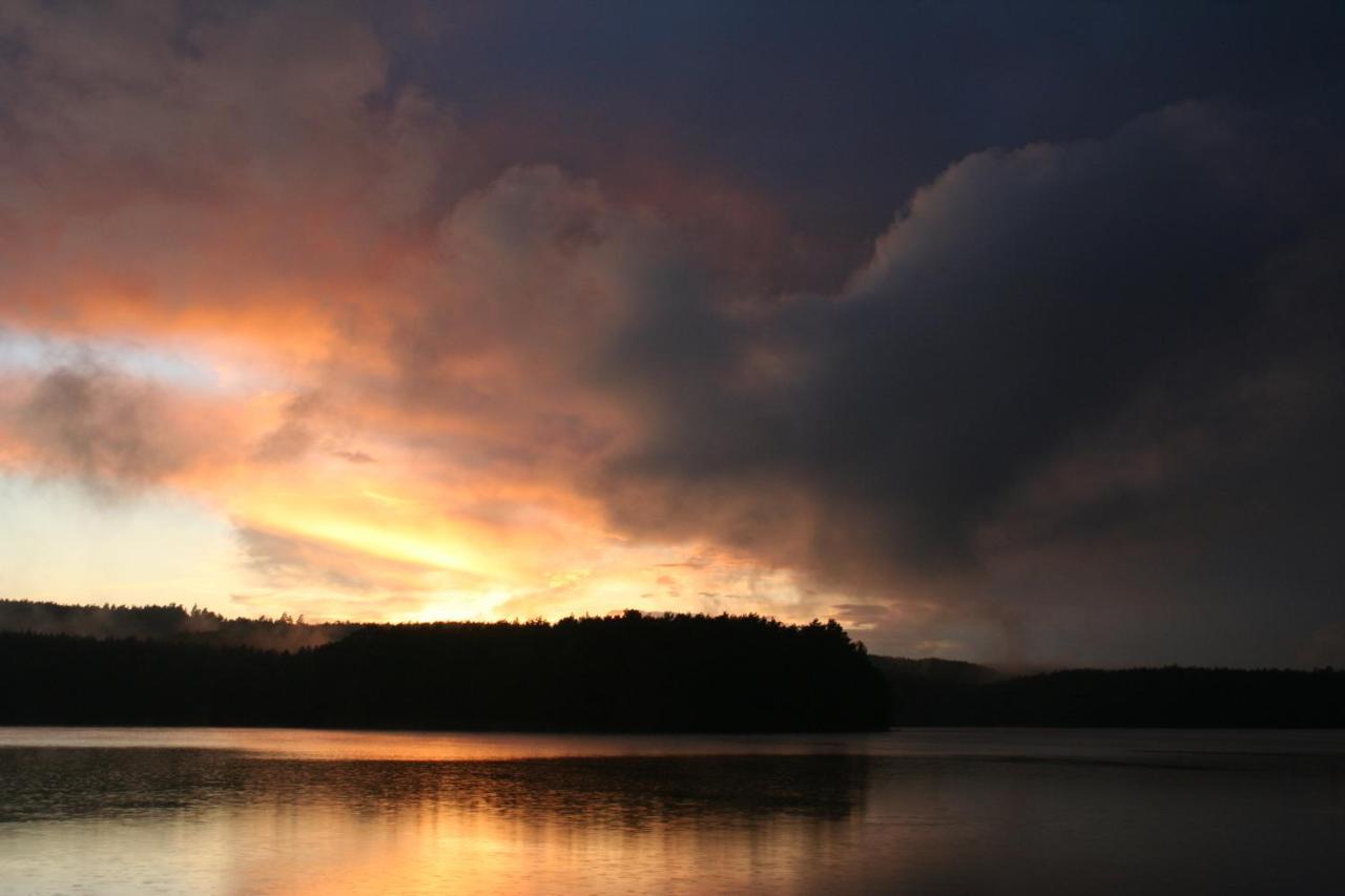 Osrodek Wypoczynkowy Laguna ลุบเนียวิตแซ ภายนอก รูปภาพ