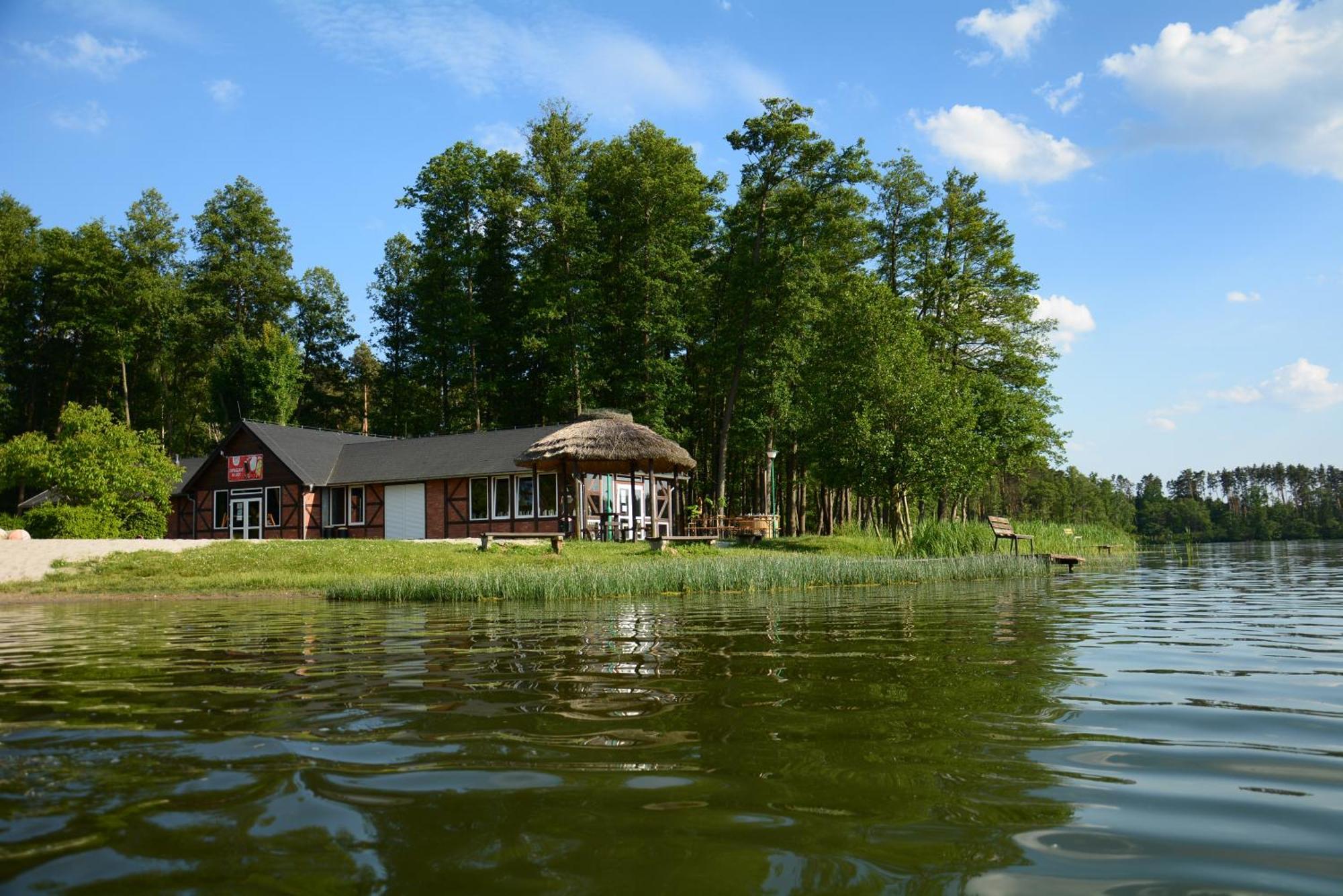Osrodek Wypoczynkowy Laguna ลุบเนียวิตแซ ภายนอก รูปภาพ